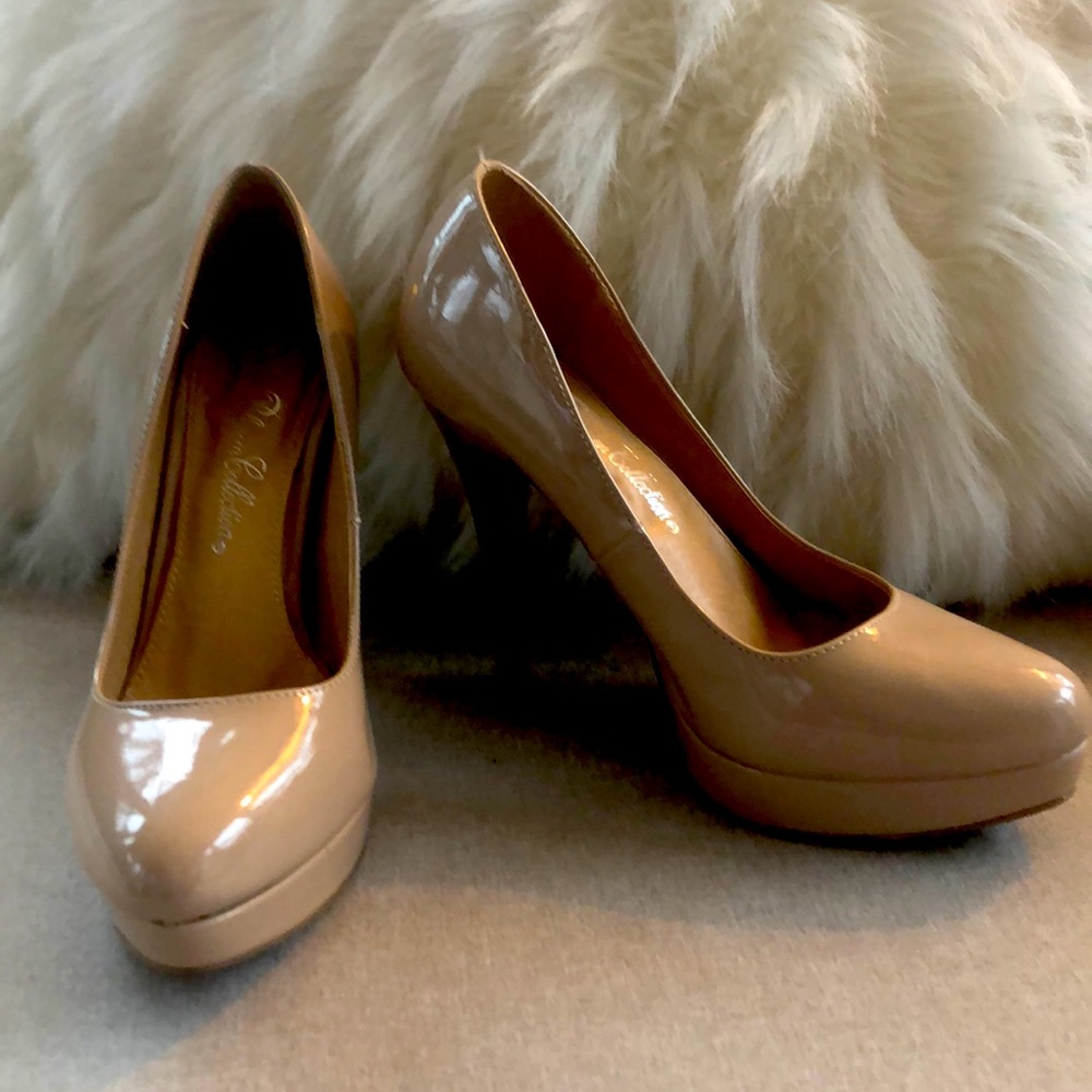 Tan Patent Leather Pumps
